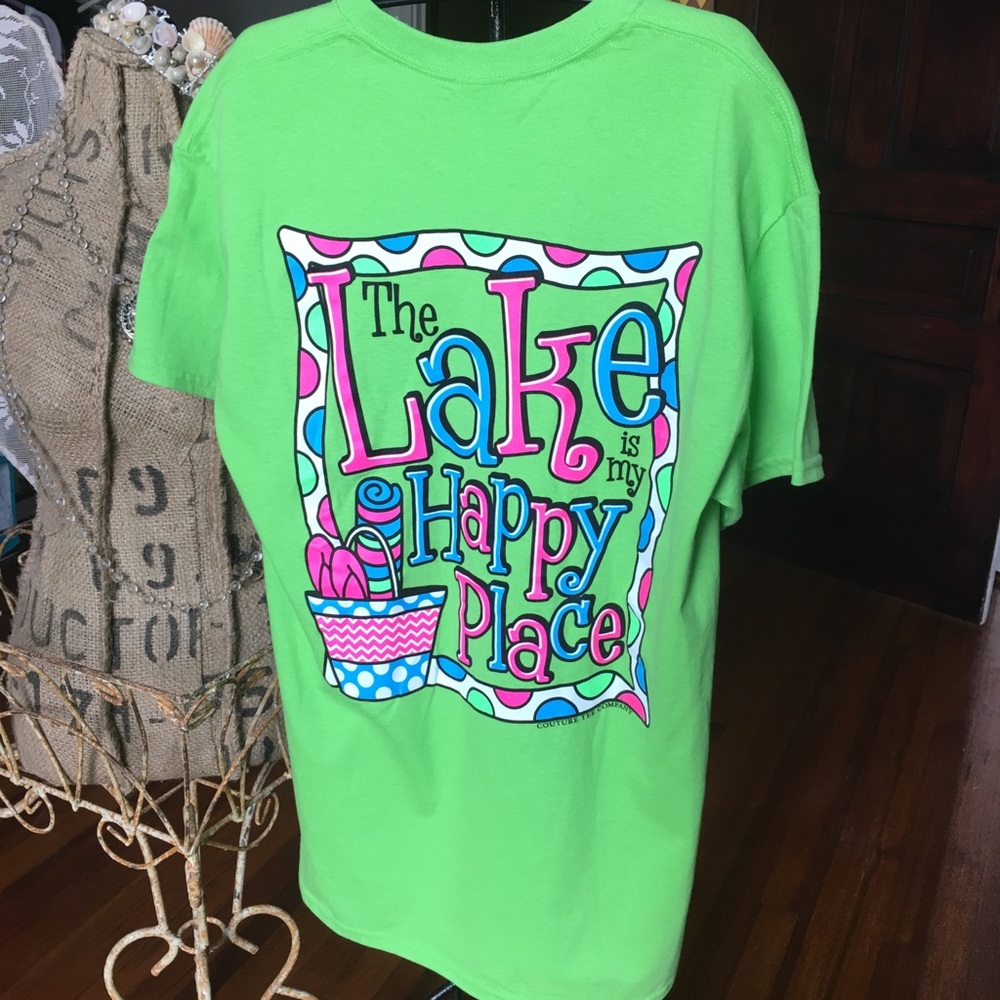 The Lake is my Happy Place t-shirt Med. GUC